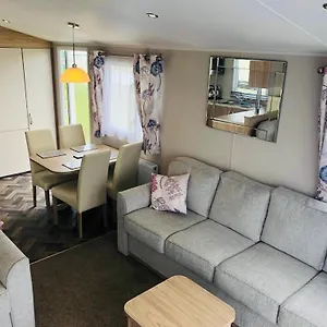 3 Bedroom Beautiful Caravan At Sand Le Mere Holiday Village Campsite