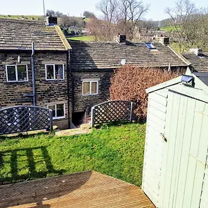 Riding Head Luddenden Holiday home